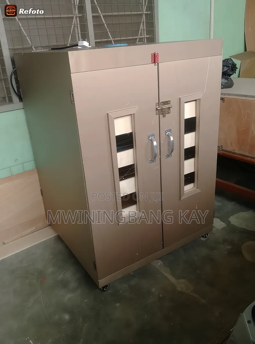 Poultry  Incubator