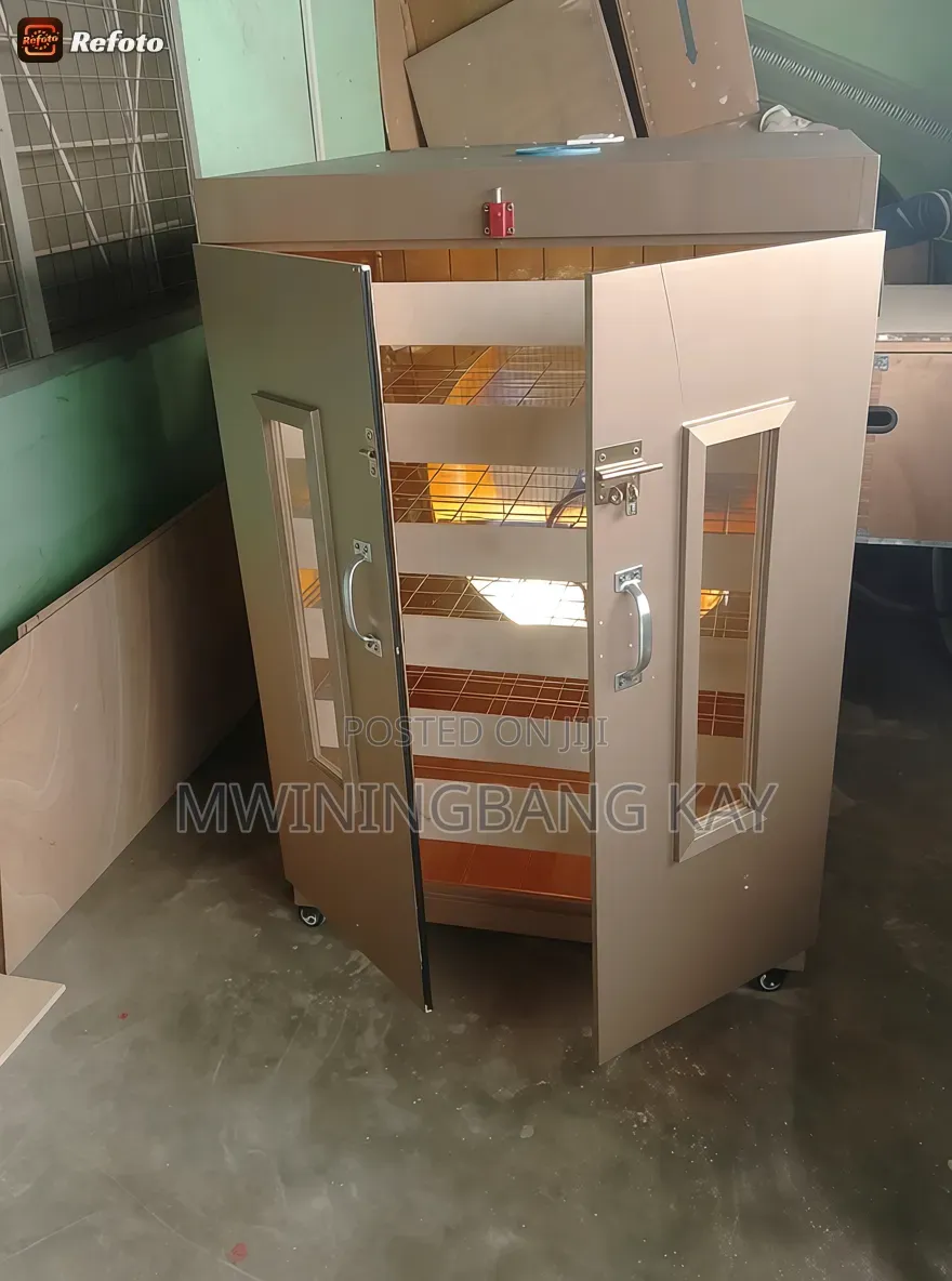 Poultry  Incubator
