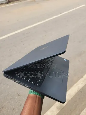 Laptop Dell Latitude 3580 8GB Intel Core i7 SSD 256GB