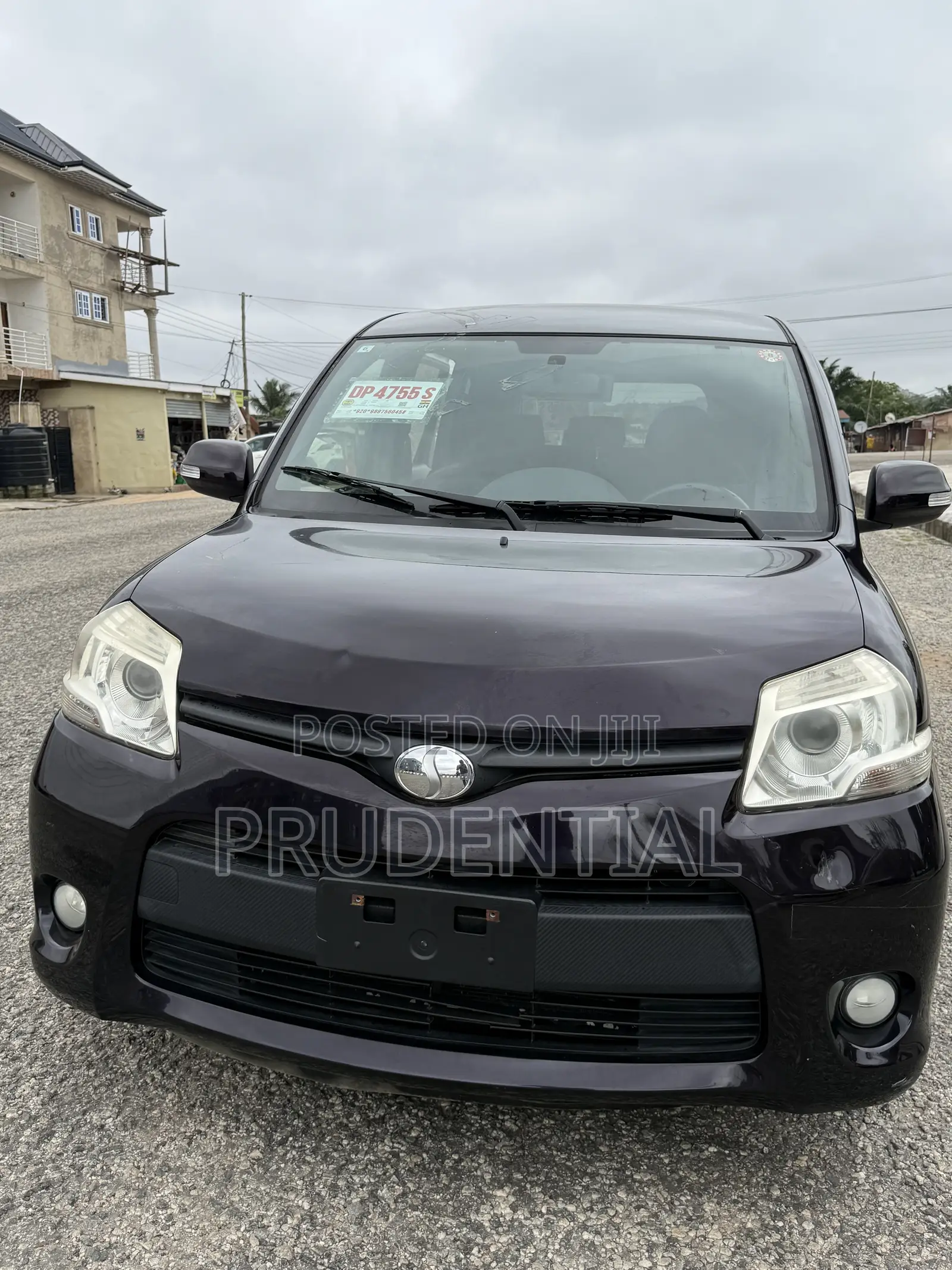 Toyota Sienta 2013 Black