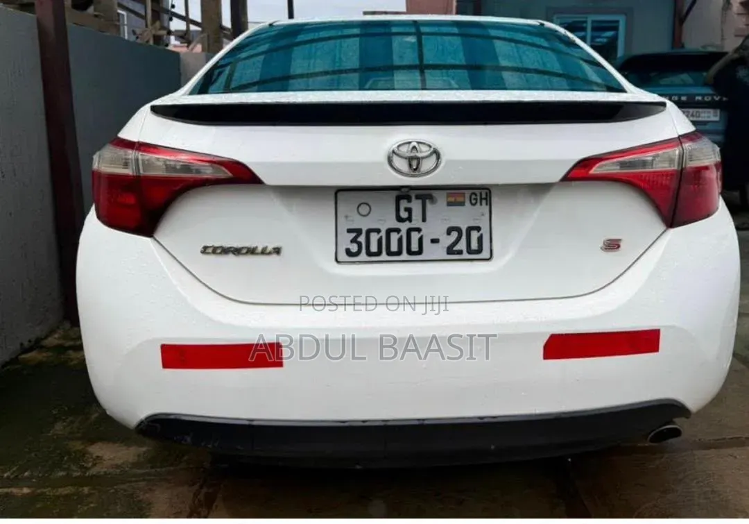 Toyota Corolla 2016 White