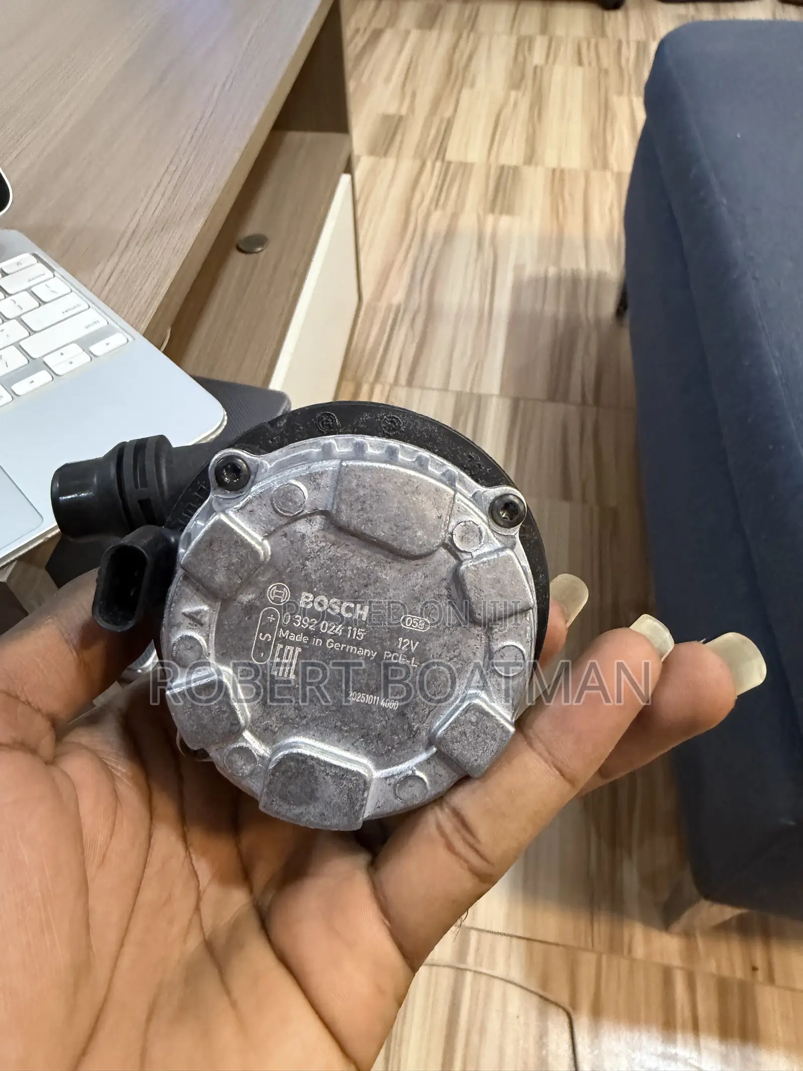 W205 Circulation Pump