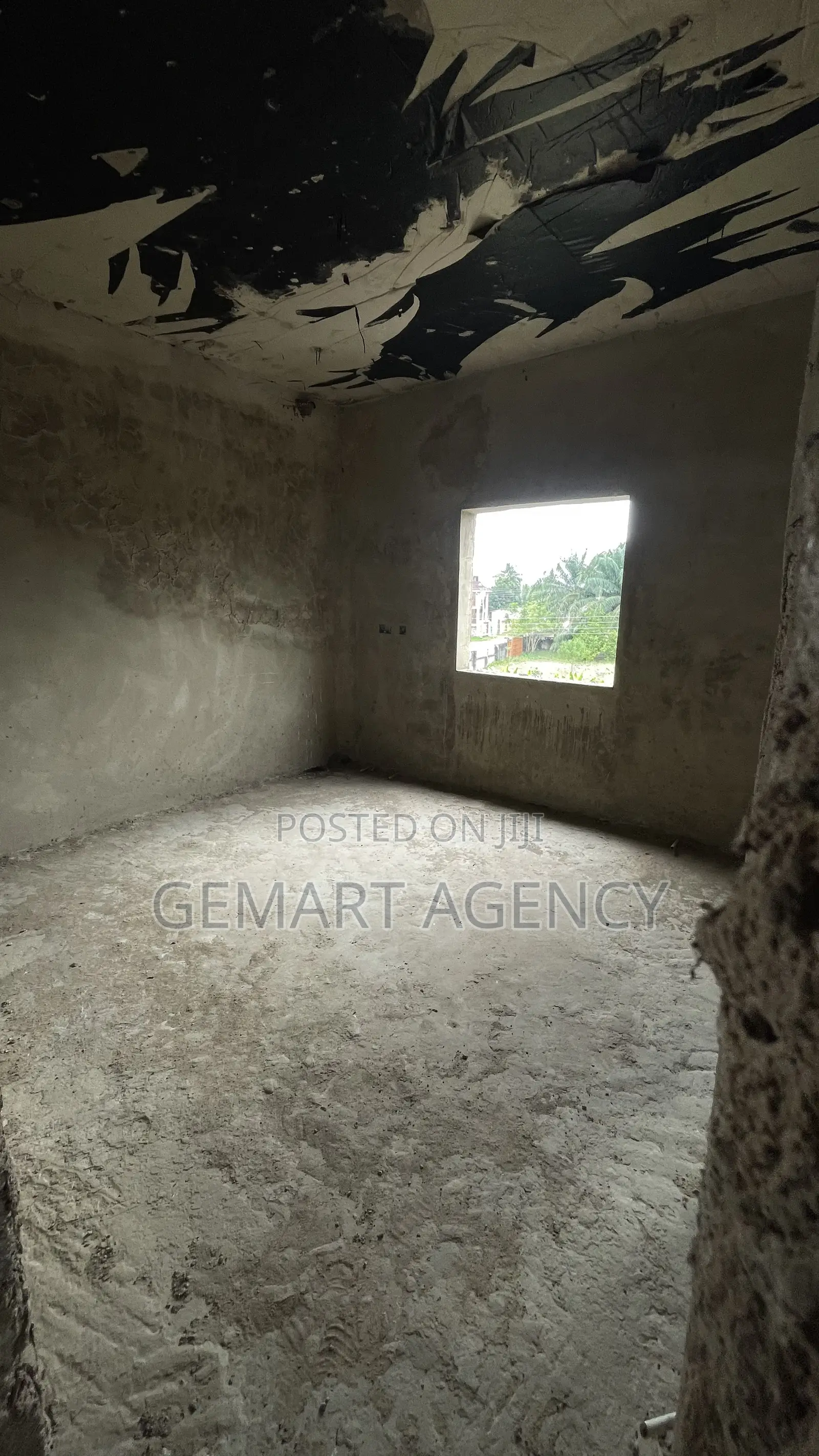 2bdrm Mansion in Spintex for sale