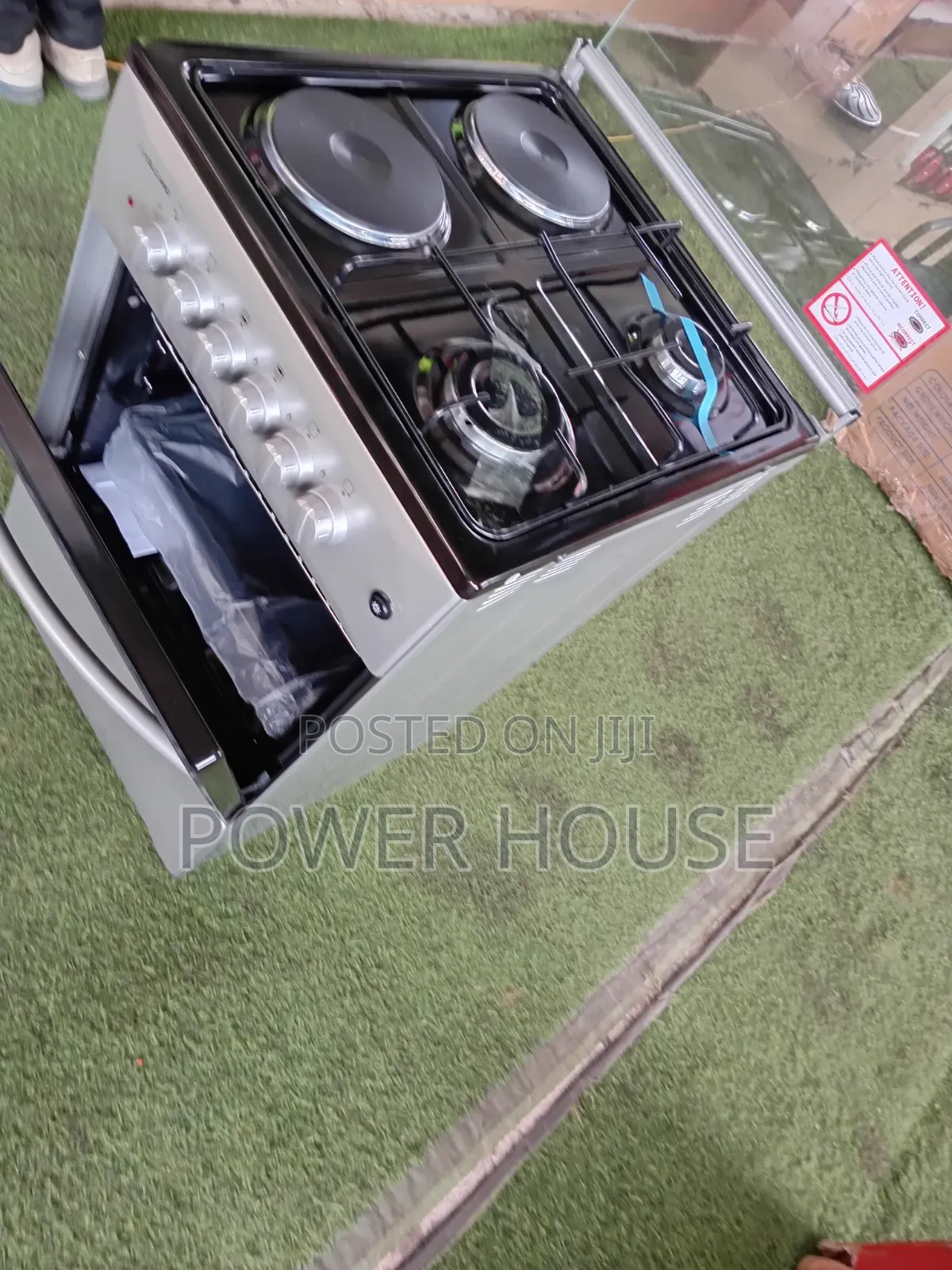 Brand New 4 Burner Gas Cooker With Oven Strong, Stylish Affordable!