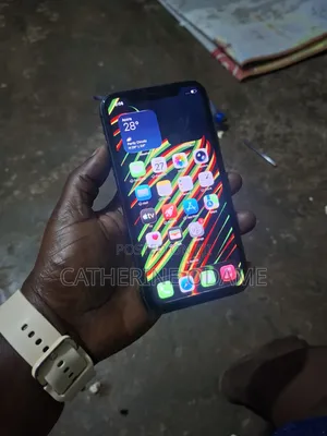 Apple iPhone 11 64 GB Black