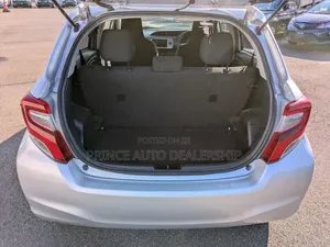 Toyota Vitz 2014 Silver