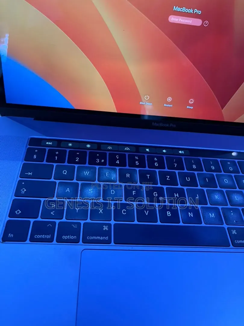 Laptop Apple MacBook 2017 16GB Intel Core 7 SSD 512GB