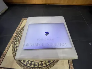 Laptop Apple MacBook 2017 16GB Intel Core 7 SSD 512GB