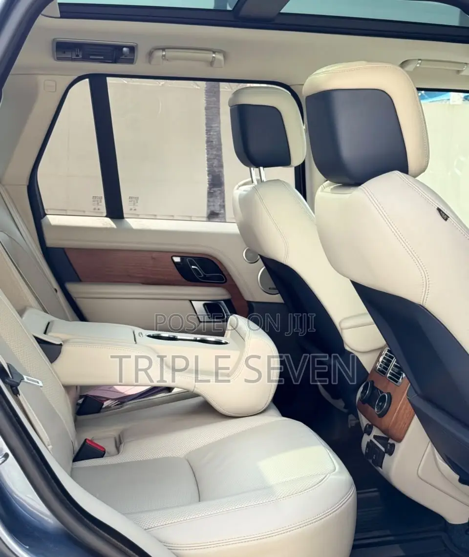 Land Rover Range Rover Vogue 2021 Blue