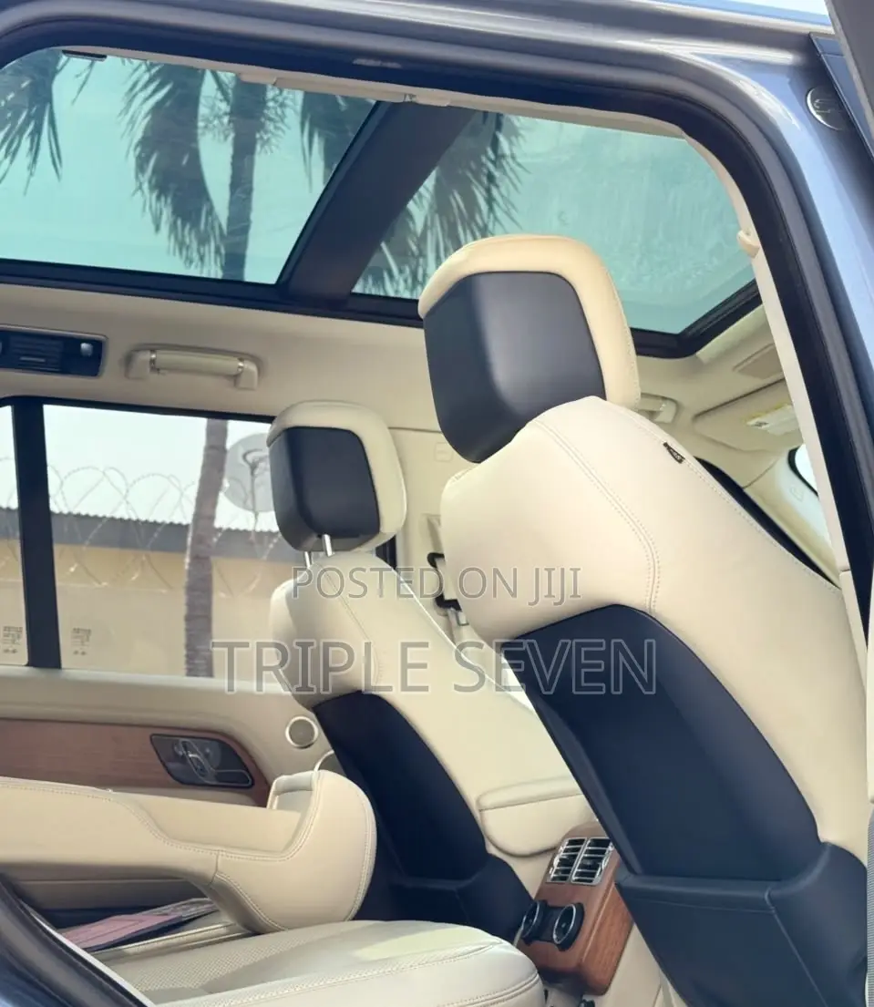 Land Rover Range Rover Vogue 2021 Blue