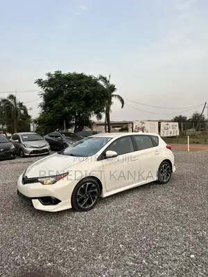 Scion iM 2015 White