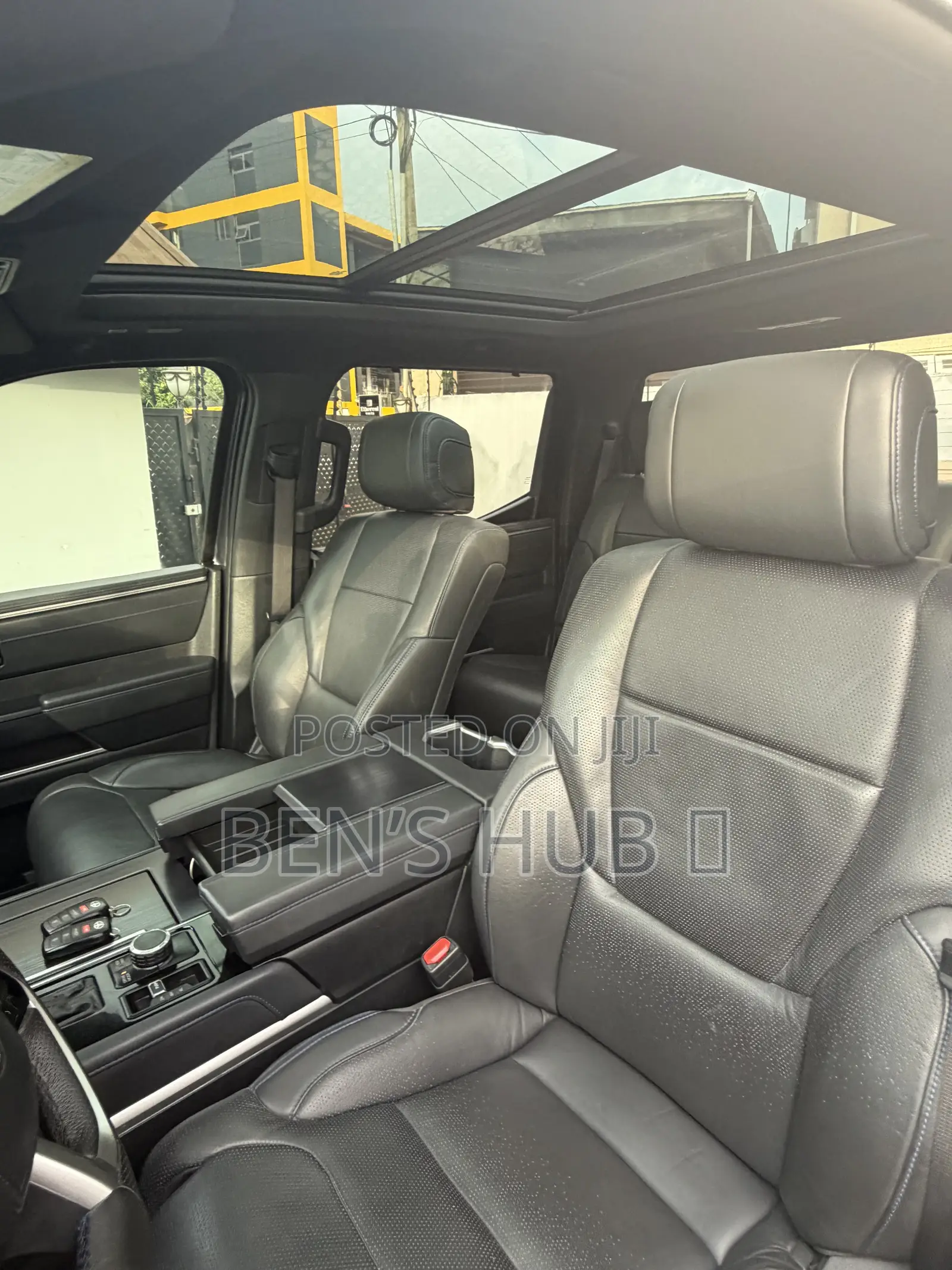 Toyota Tundra Platinum CrewMax 5.5' Bed 2023 Matt Black