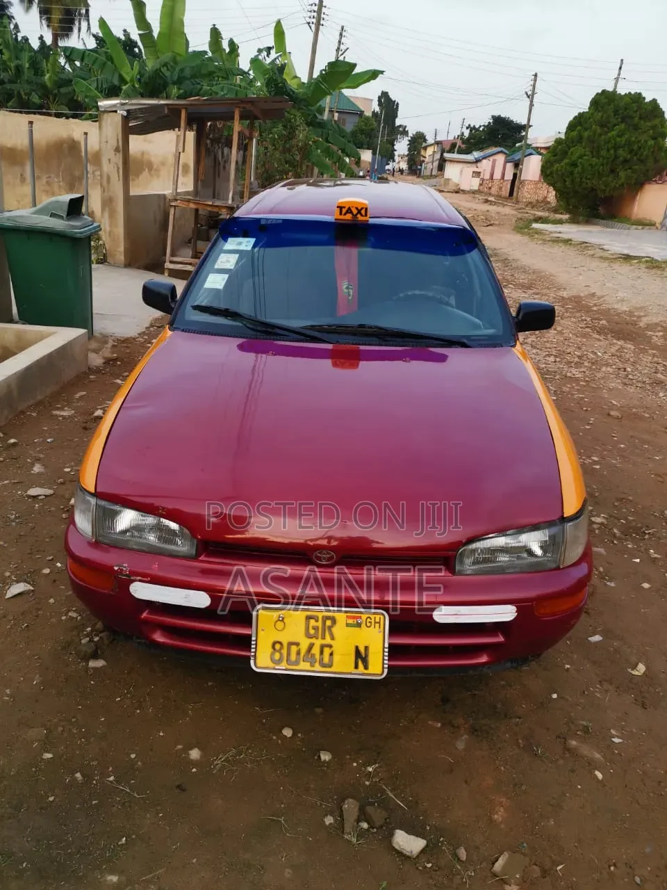 Toyota Corolla 2000 Red