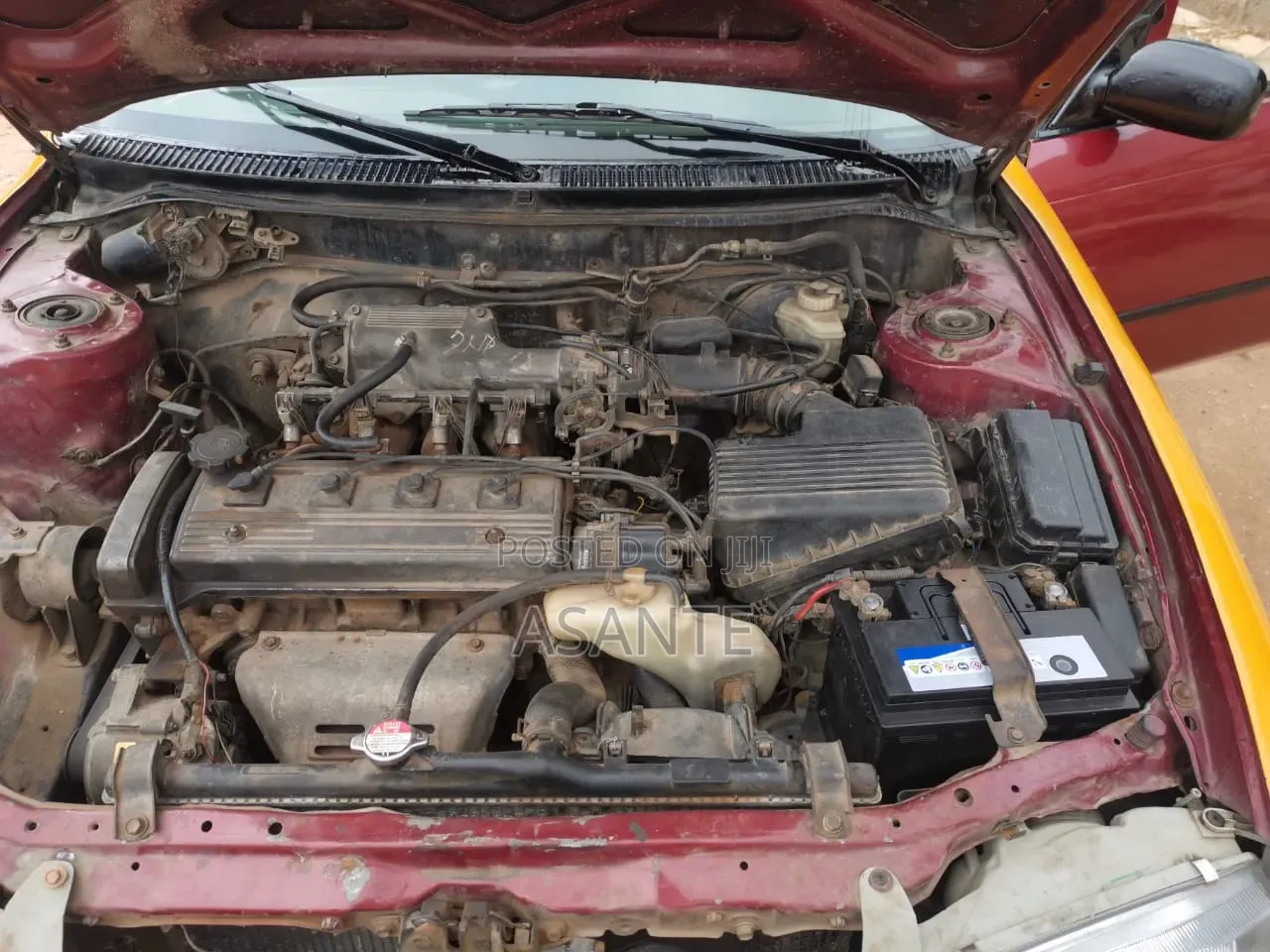 Toyota Corolla 2000 Red