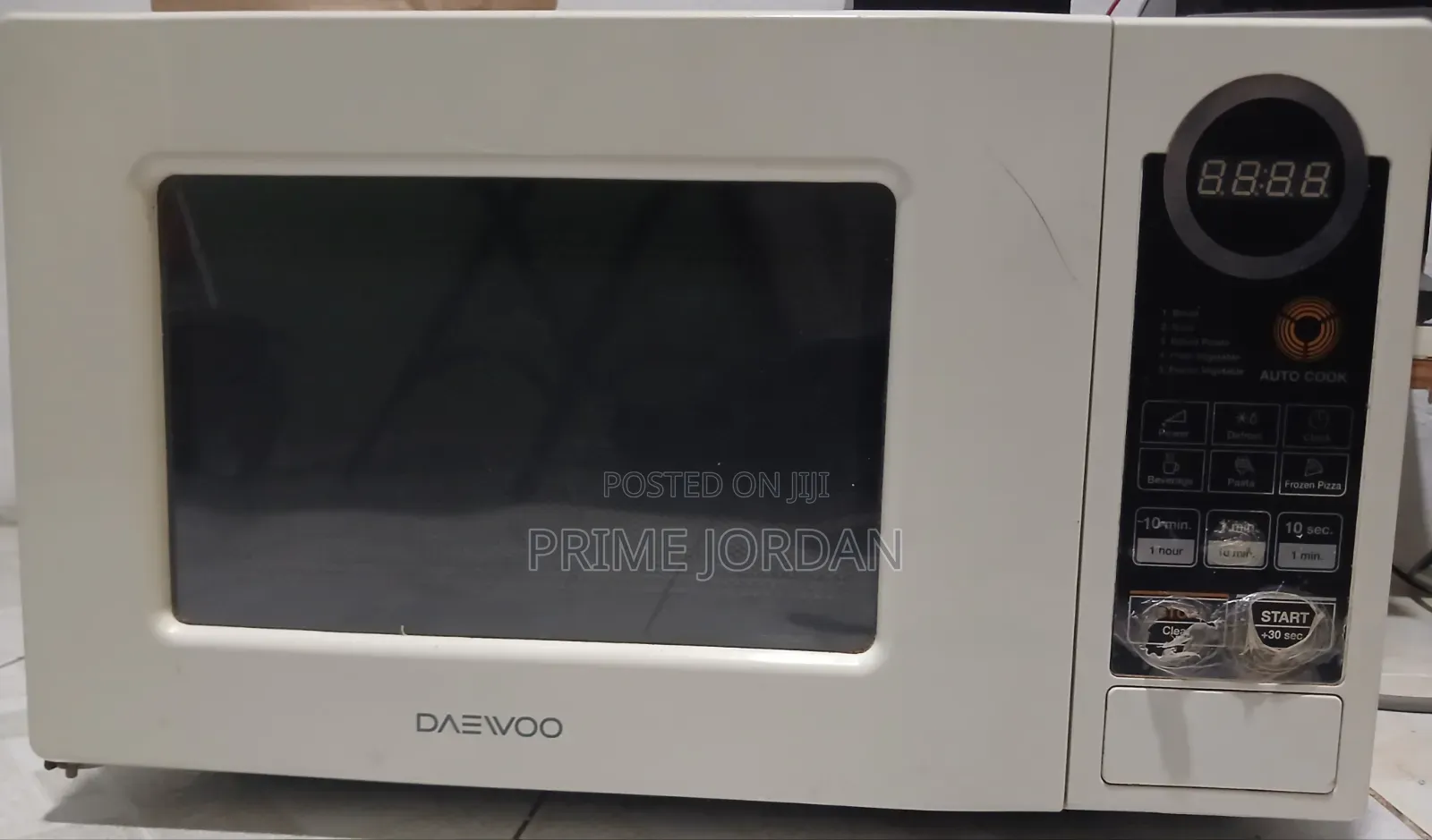 Daewoo 20L Digital Microwave Oven.