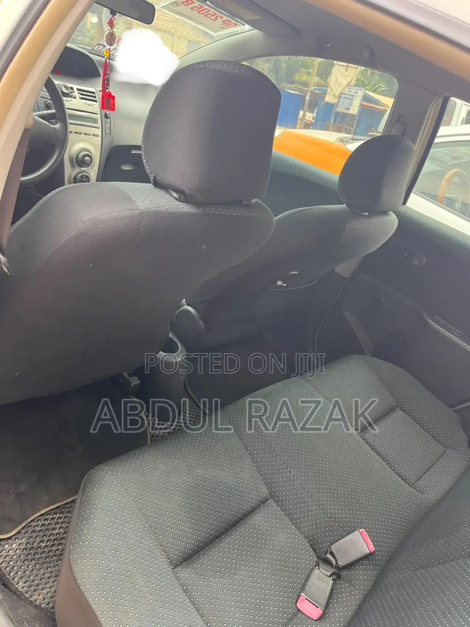 Toyota Yaris 2010 Silver