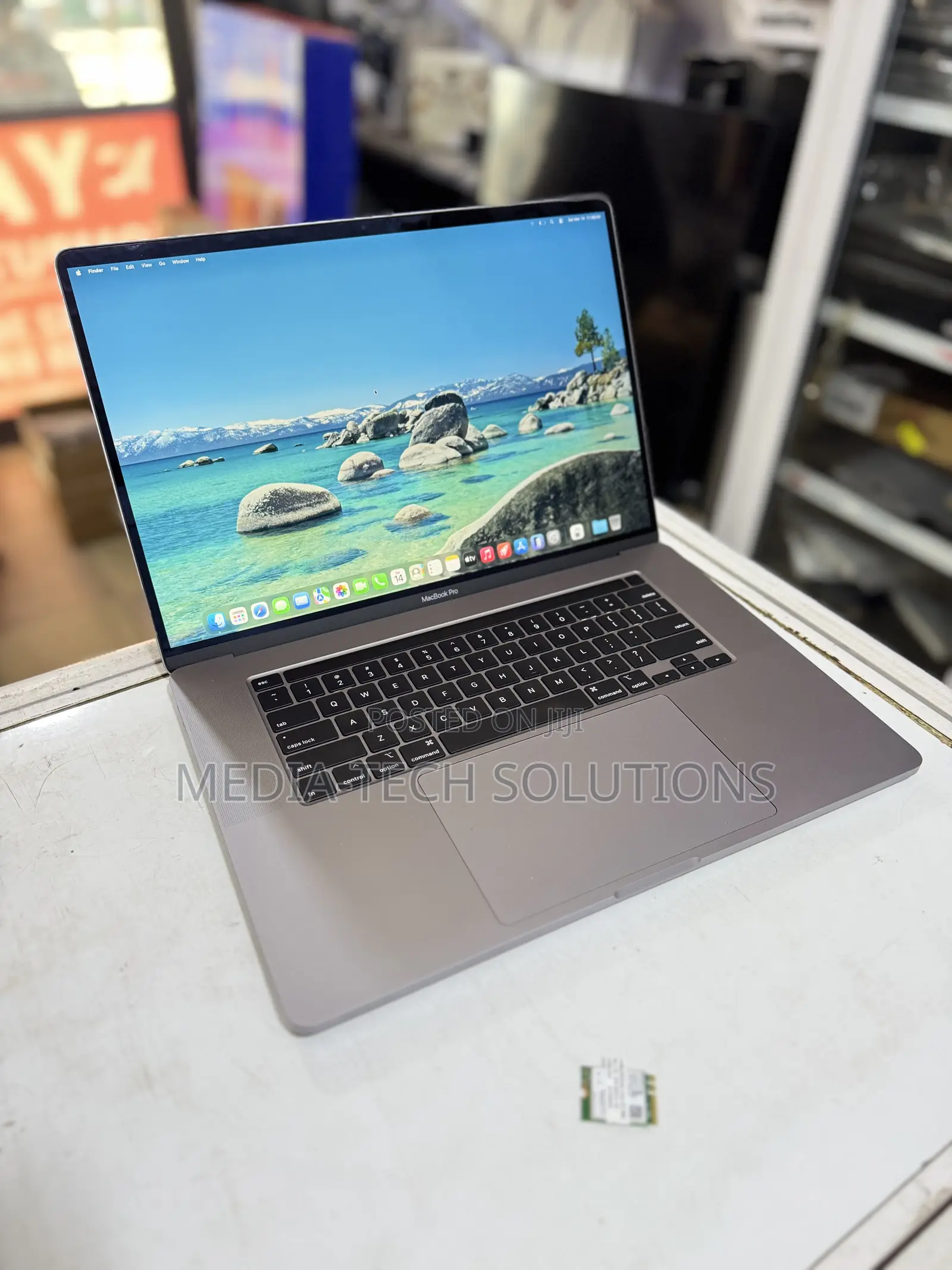 Laptop Apple MacBook Pro 2019 64GB Intel Core i9 SSD 4T