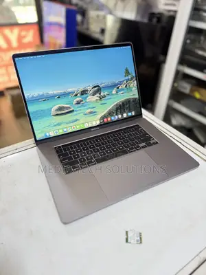 Laptop Apple MacBook Pro 2019 64GB Intel Core i9 SSD 4T