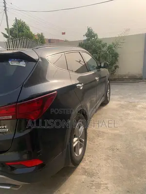 Hyundai Santa Fe Limited Ultimate AWD 2018 Black