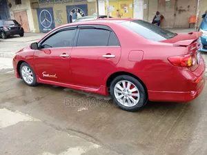 Toyota Corolla 2010 Red