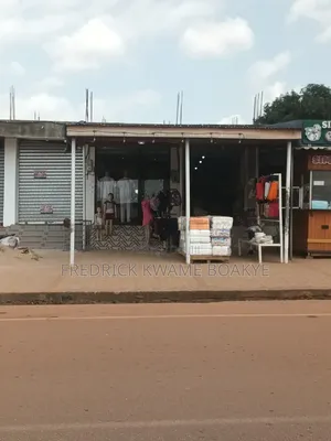 Store for Rent at Agric Kromoase