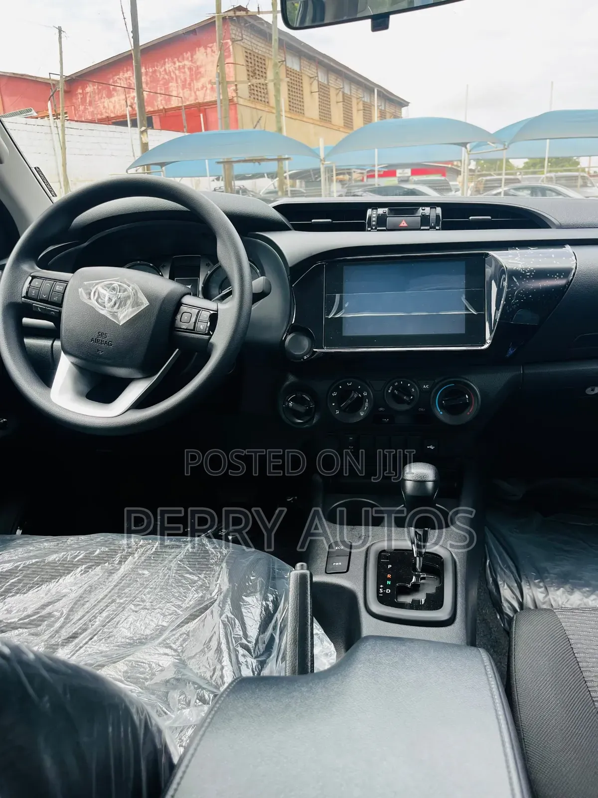 New Toyota Hilux 2025 White
