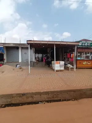 Store for Rent at Agric Kromoase