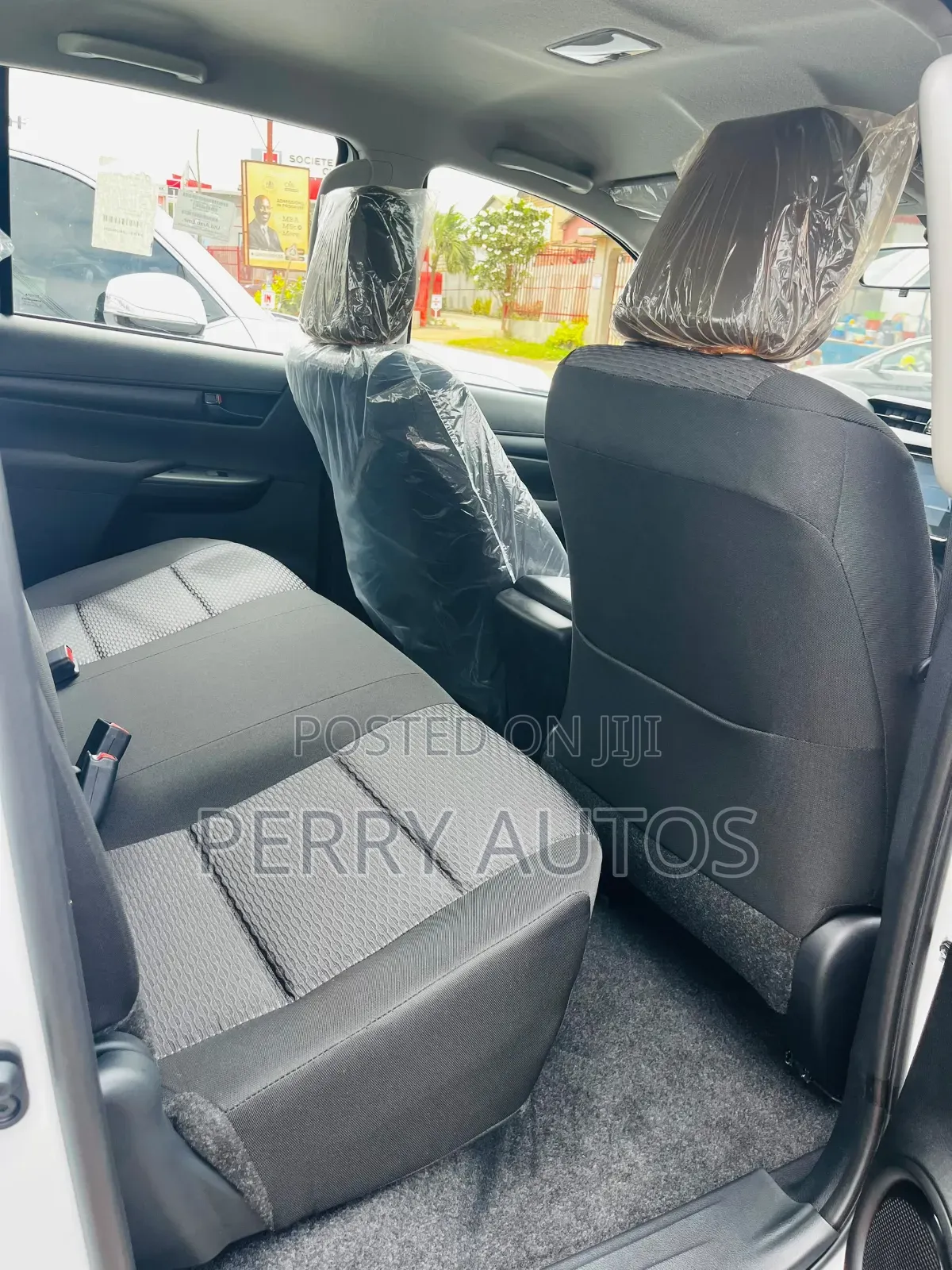 New Toyota Hilux 2025 White