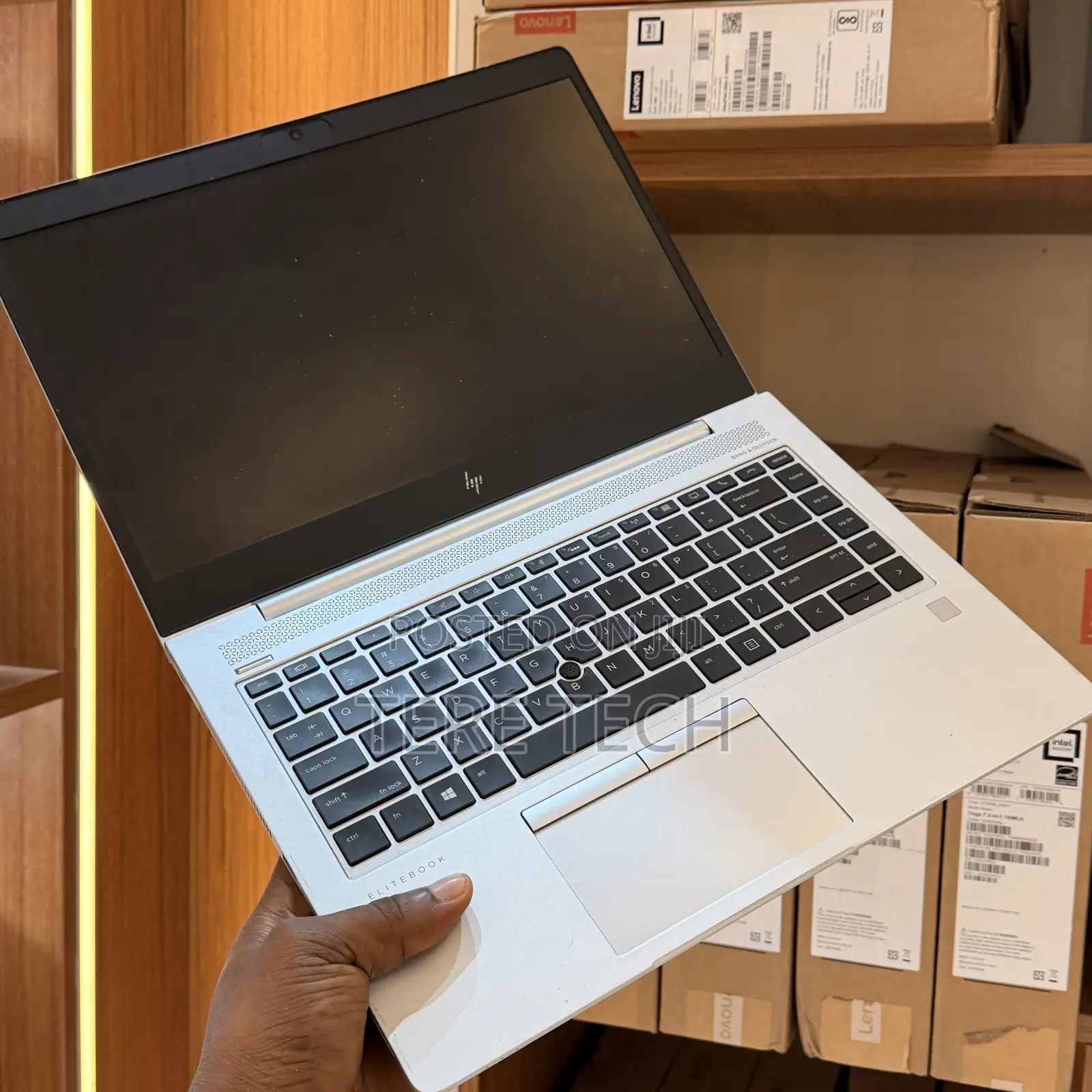 New Laptop HP EliteBook 745 G6 8GB AMD Ryzen 5 SSD 256GB