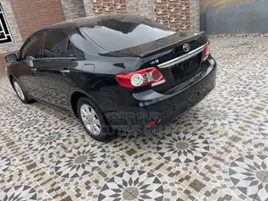 Toyota Corolla 2012 Black