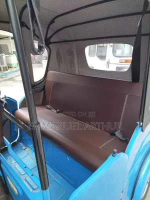 New Bajaj RE 2025 Blue