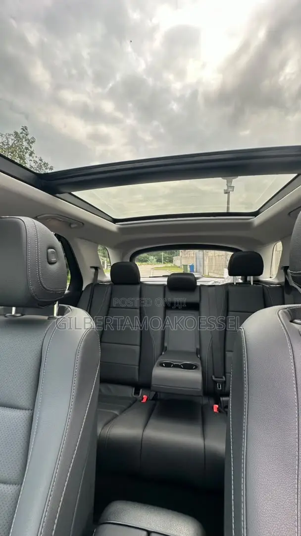 Mercedes-Benz GLE-Class GLE 350 2025 White