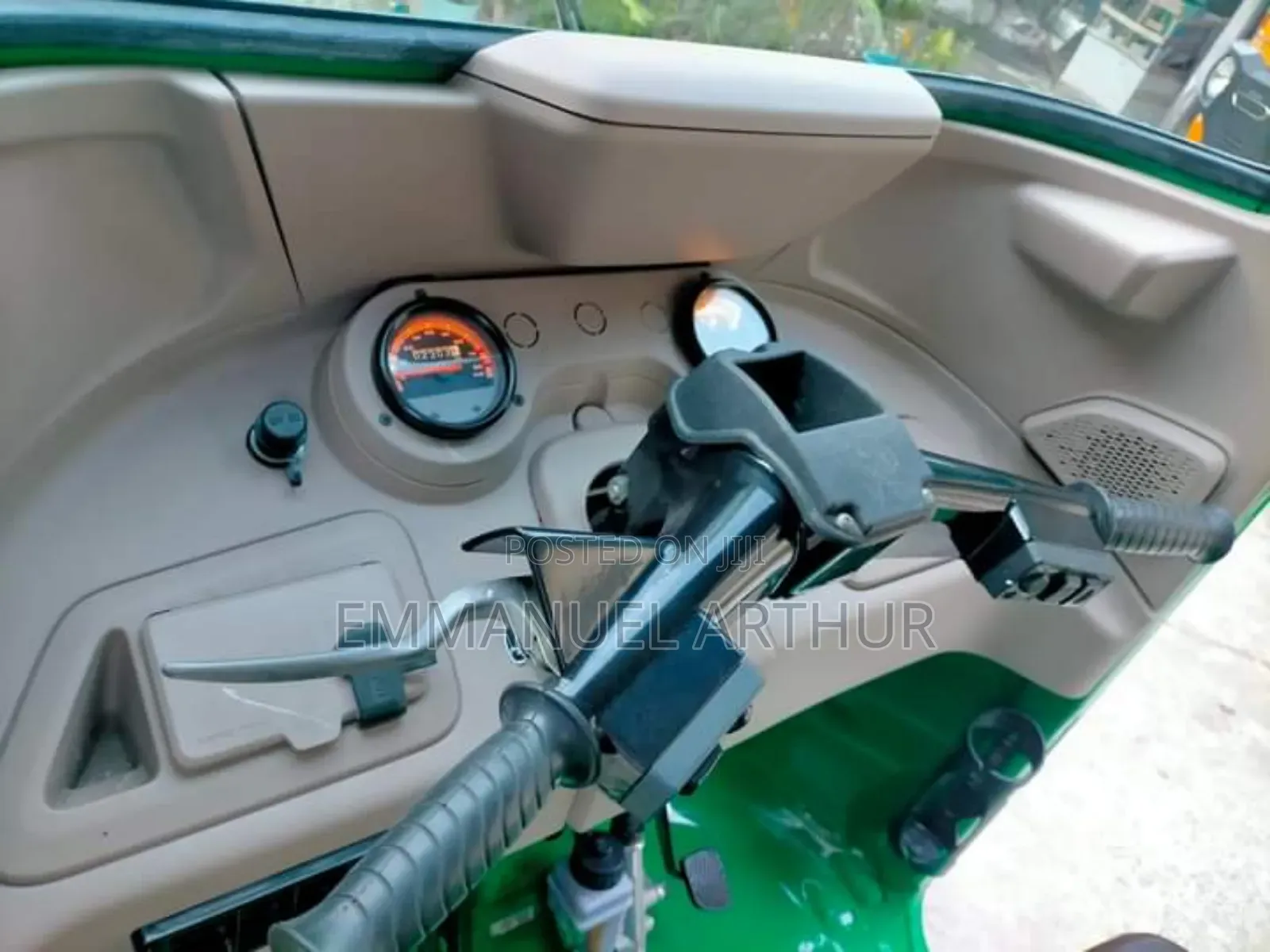 New Bajaj RE 2025 Green