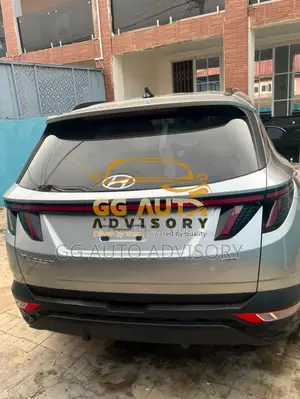 Hyundai Tucson SEL 2023 Silver