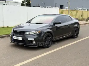 Kia Cerato 2012 Black