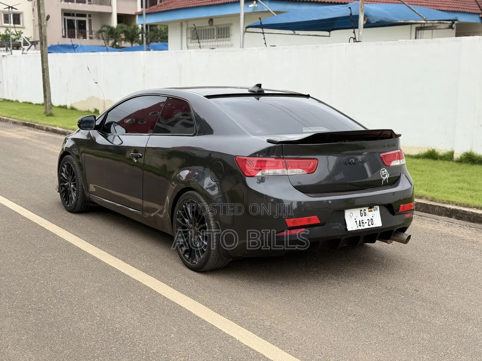 Kia Cerato 2012 Black