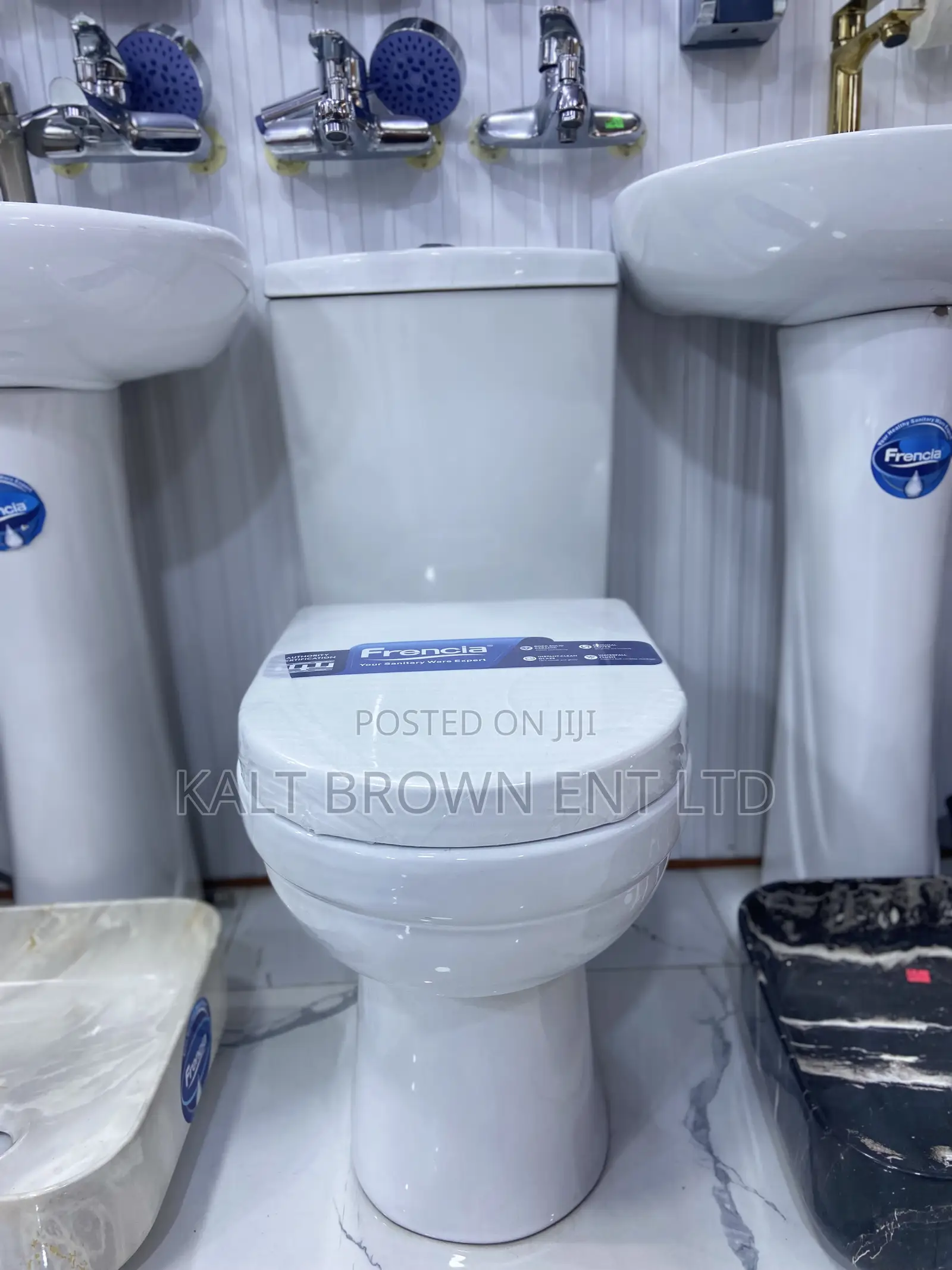 Frencia Close Coupled WC Toilet Suite | Modern Ceramic Water Closet