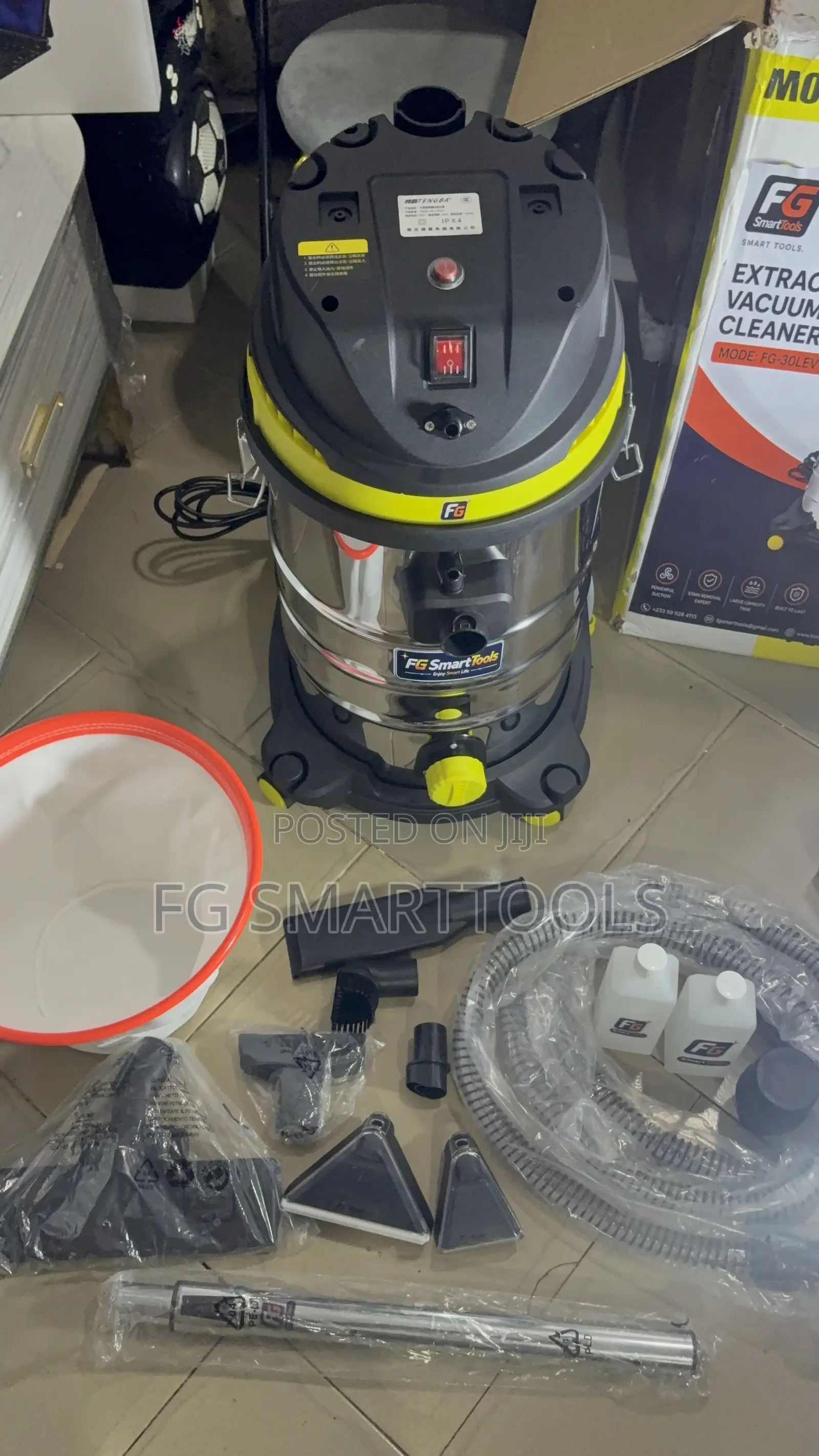 Vacuum Cleaner and Sofa Carpet Cleaner and Extractor