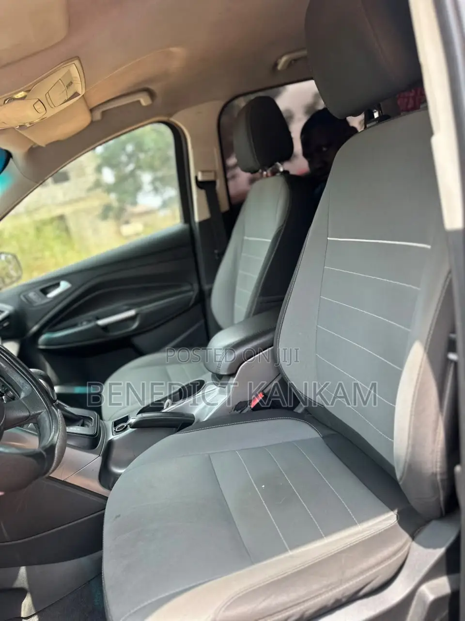 Ford Escape SE 4dr SUV (1.6L 4cyl Turbo 6A) 2015 Gray