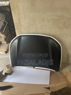 HR-v 23 Bonnet
