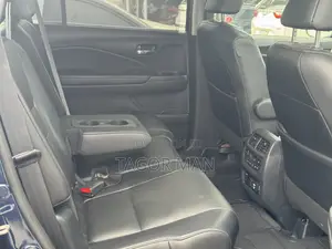 Honda Pilot Touring 7-Passenger 2021 Blue