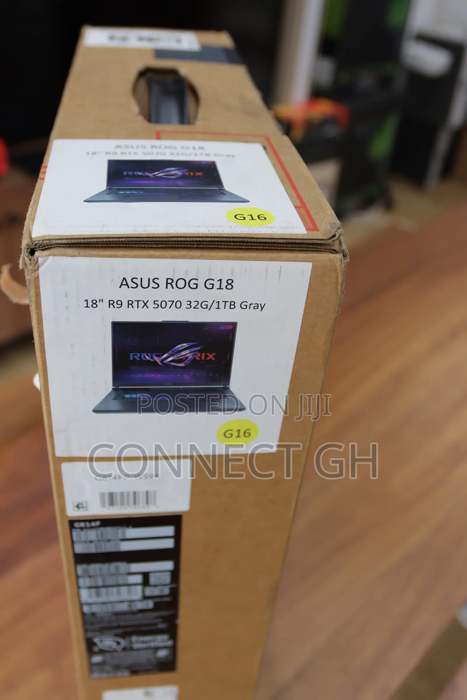 New Laptop Asus ROG Strix G18 32GB AMD Ryzen 9 SSD 1T