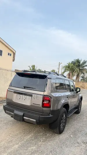 Toyota Land Cruiser Prado 2.4 Hybrid 2025 Silver
