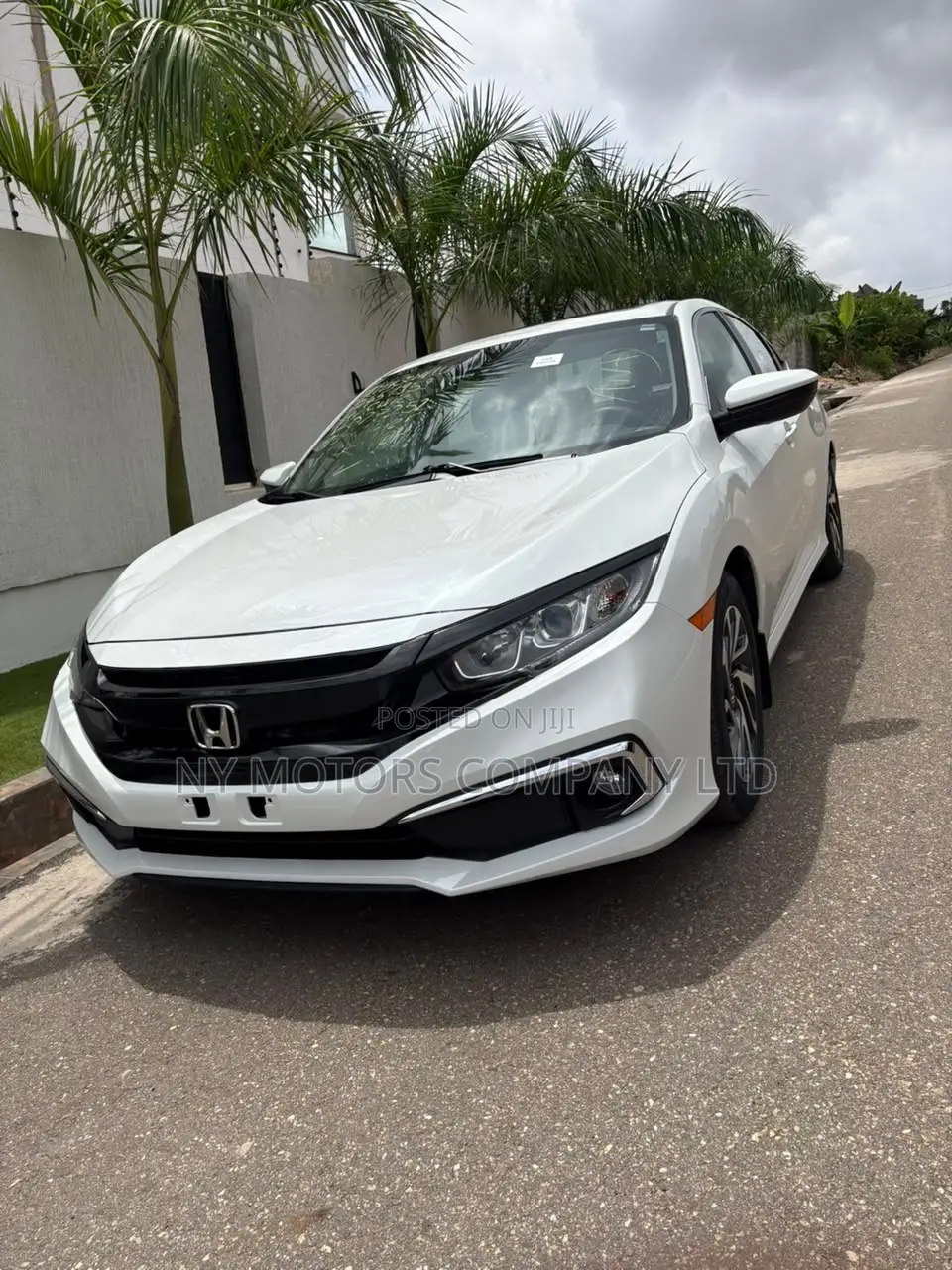 Honda Civic EX-L Sedan 2018 White