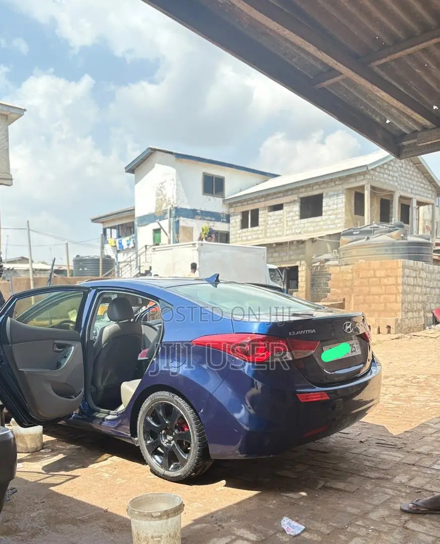 Hyundai Elantra 2013 Blue
