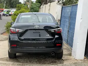 Toyota Yaris iA 1.5 FWD 2017 Black