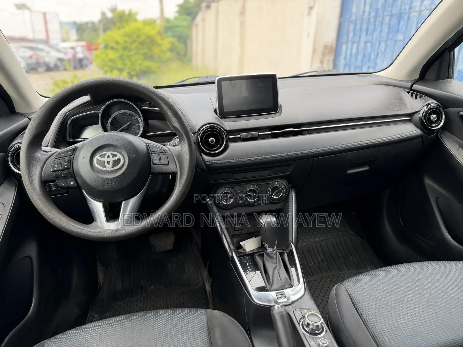 Toyota Yaris iA 1.5 FWD 2017 Black