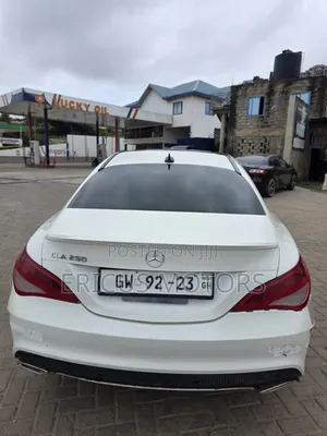 Mercedes-Benz CLA-Class CLA 250 Wagon 2018 White