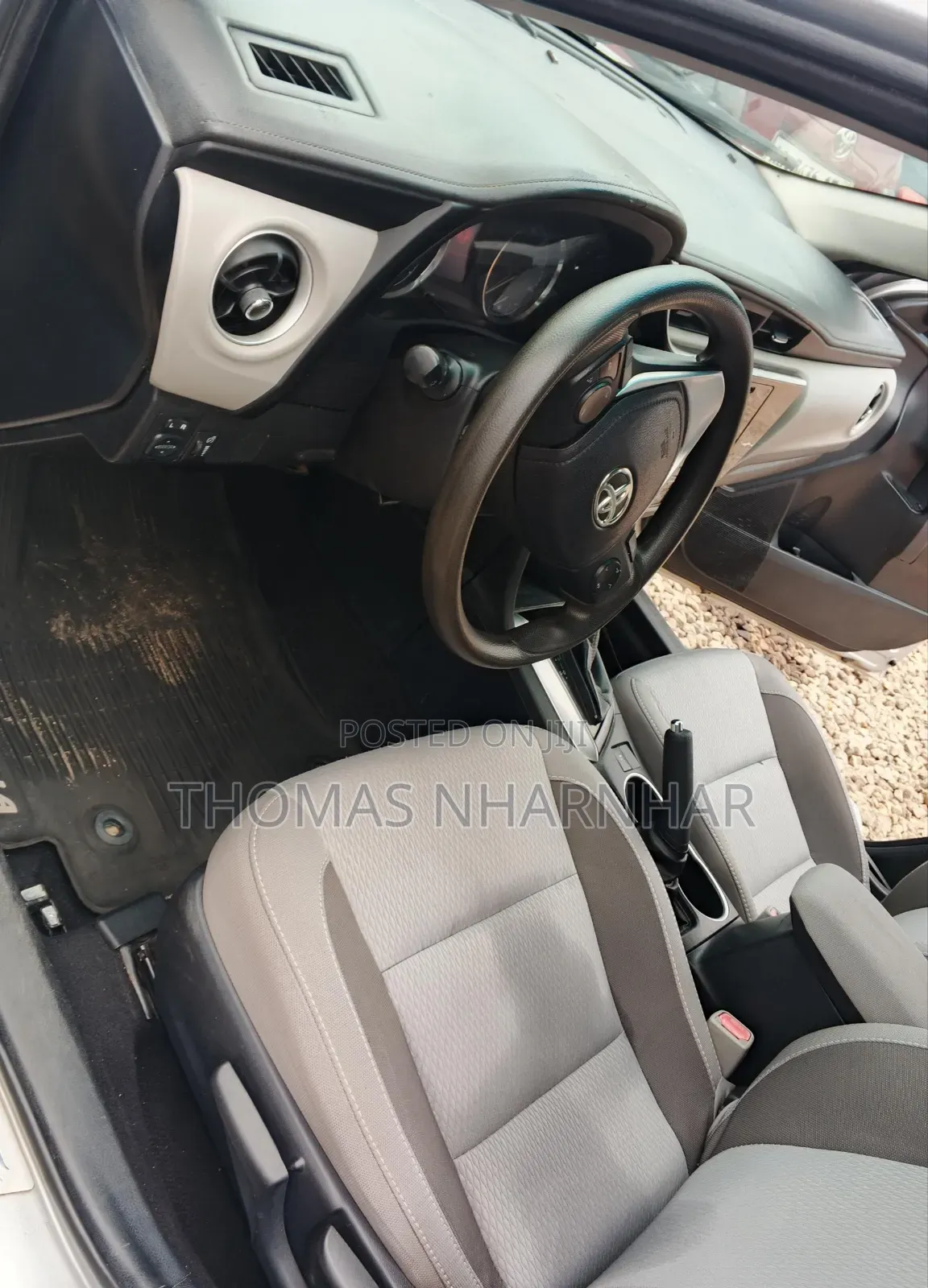 Toyota Corolla 2018 Silver