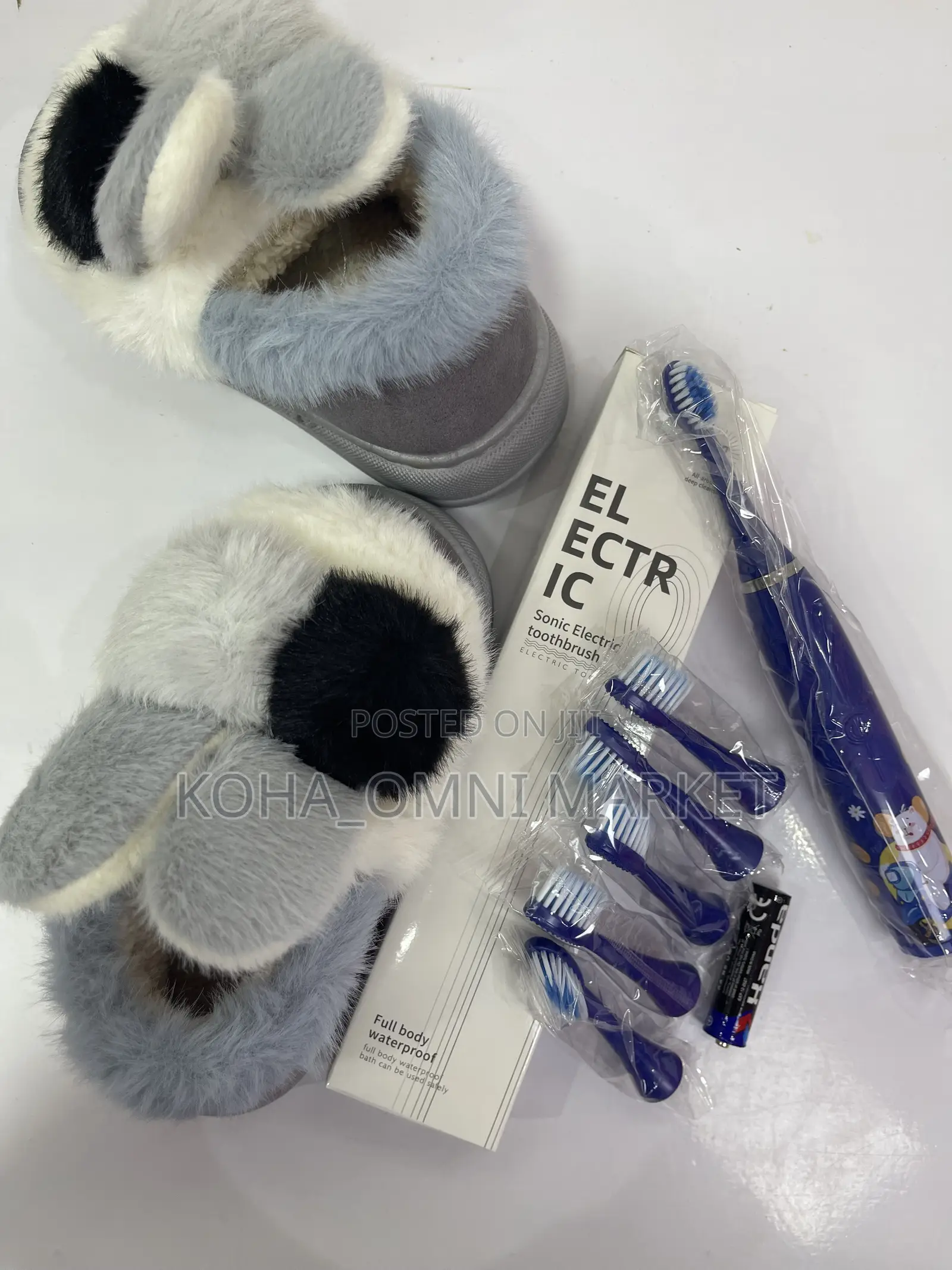 Toddlers Fluffy Shoes + Electric Brush Set